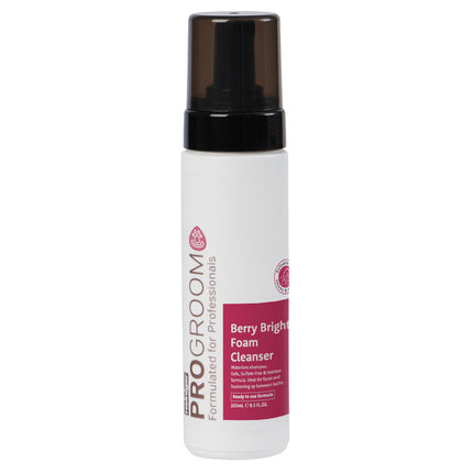 ProGroom Berry Bright Foam Cleanser - foam for dog and cat faces, illuminating dry shampoo for fur