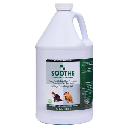 Show Season Soothe Spray - soothing spray with chlorhexidine that provides relief for dry and irritated skin in dogs and cats