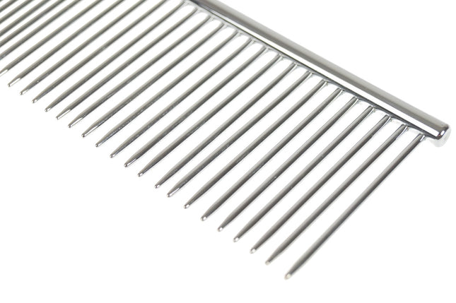 Madan Professional Extra Long Pin Comb - professional, extremely durable comb with a mixed tooth spacing of 50/50 and long pins.