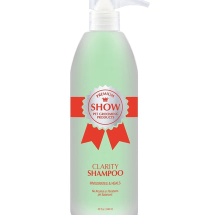 Show Premium Clarity Shampoo - soothing cleansing shampoo that helps remove discoloration from fur, concentrate 1:8